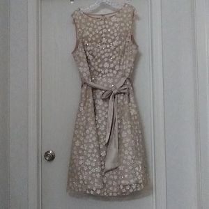 Women's dress